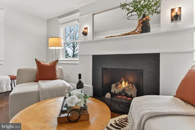 $1,900,000 | 1007 North Sycamore Street, Falls Church, VA 22046