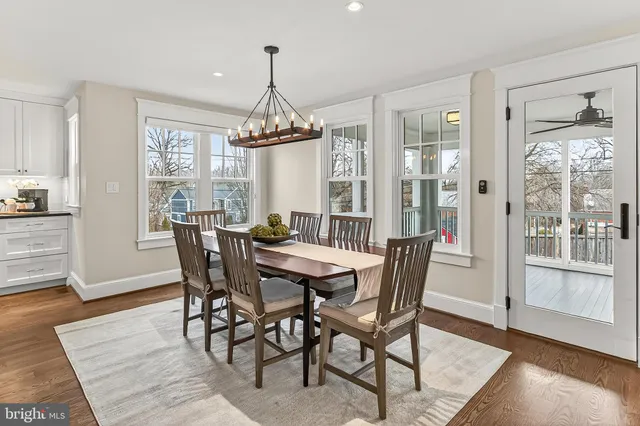 $1,900,000 | 1007 North Sycamore Street, Falls Church, VA 22046