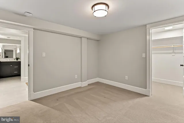 $1,900,000 | 1007 North Sycamore Street, Falls Church, VA 22046