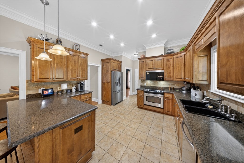 4873 Summit Ridge Road Valdosta, GA 31602 - Photo 11 of 75 Gallery Image 11