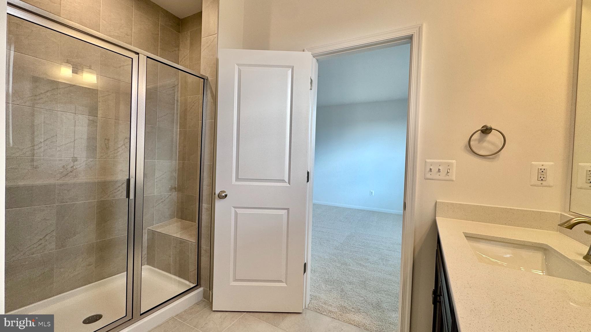 2607 River Birch Road Herndon, VA 20171 - Photo 12 of 18 Primary Bath