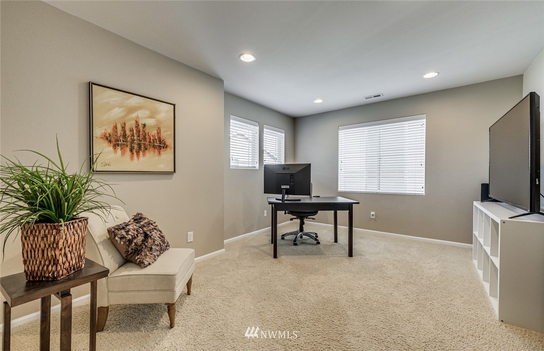 3924 178th Street Southeast Bothell, WA 98012 - Photo 34 of 39 Gallery Image 34