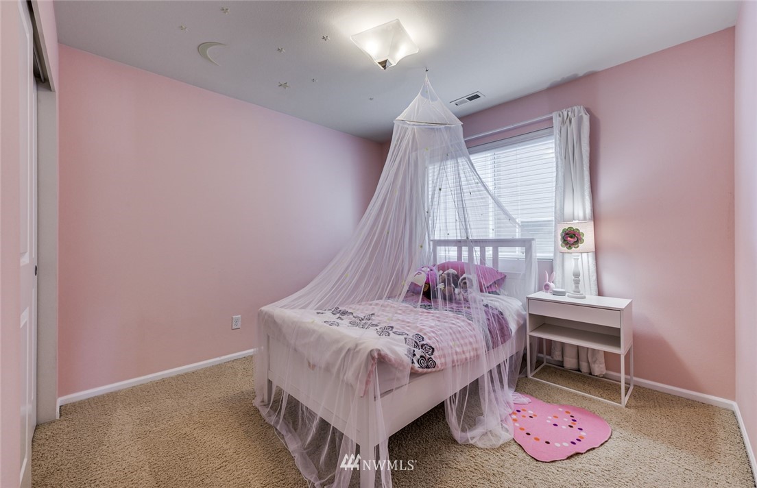 3924 178th Street Southeast Bothell, WA 98012 - Photo 36 of 39 Gallery Image 36