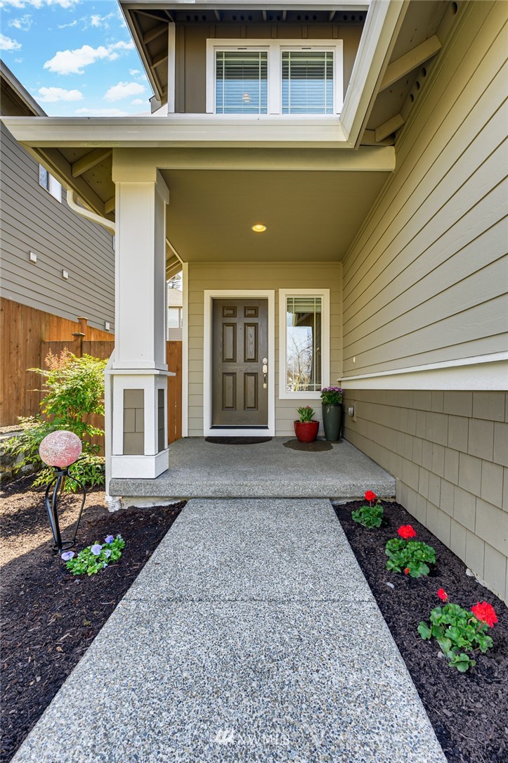 3924 178th Street Southeast Bothell, WA 98012 - Photo 6 of 39 Gallery Image 6