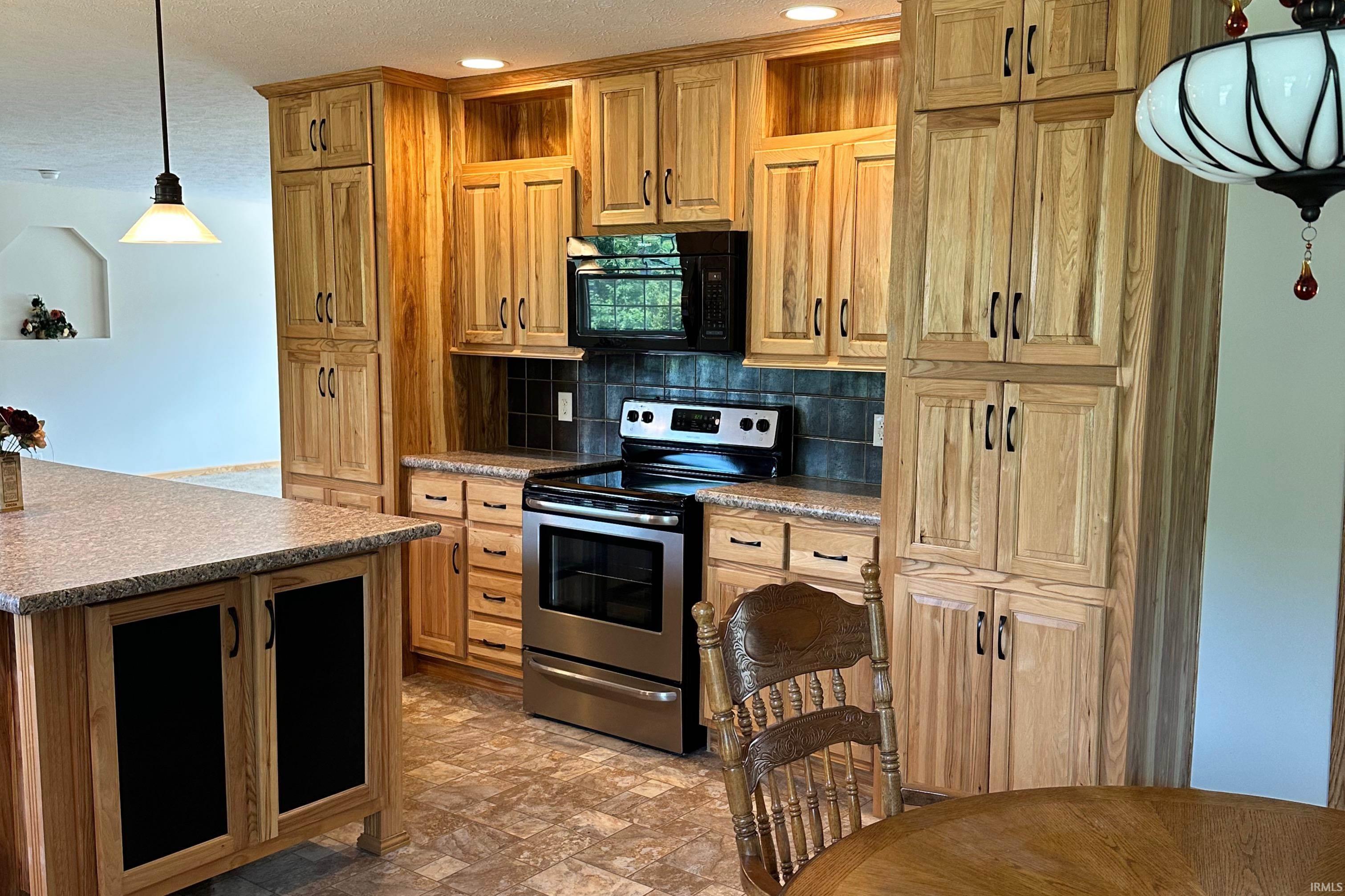 3960 Anderson Road Bowling Green, IN 47833 - Photo 4 of 28