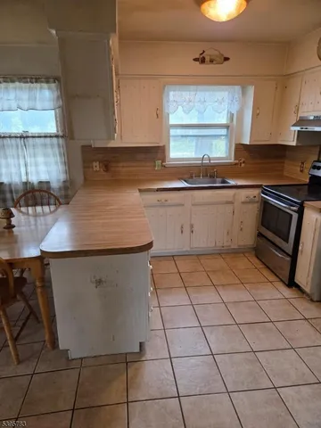 $229,900 | 309 Rutherford Avenue, Franklin, NJ 07416