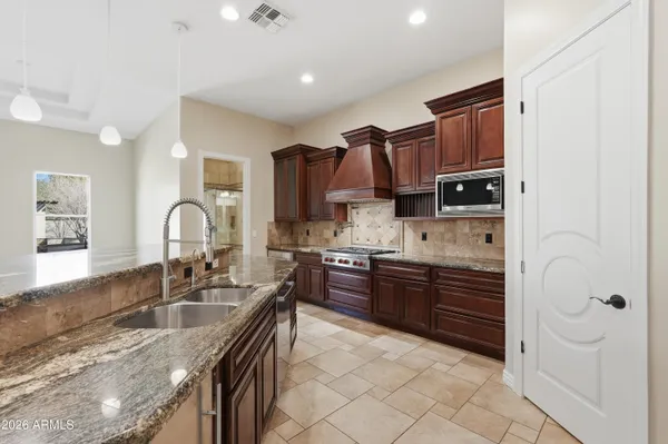 $2,400,000 | 2900 East Clark Drive, Gilbert, AZ 85297