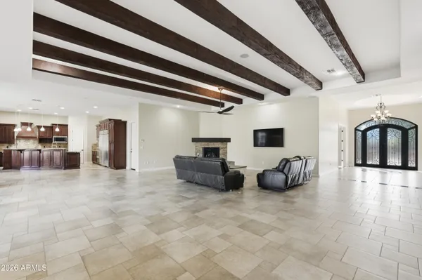 $2,400,000 | 2900 East Clark Drive, Gilbert, AZ 85297