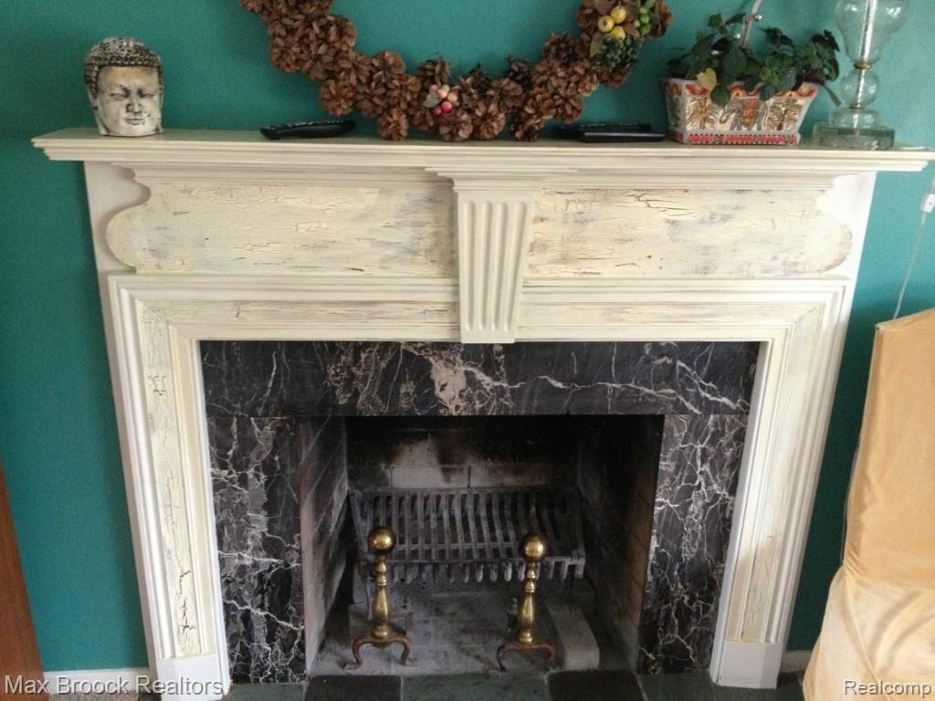 4163 Amherst Road Royal Oak, MI 48073 - Photo 3 of 25