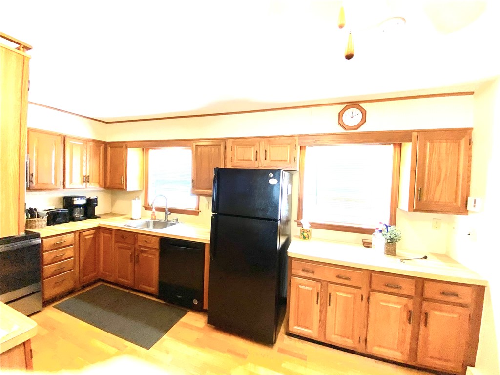 2 Sundale Way Charlestown, RI 02813 - Photo 9 of 26 Gallery Image 9