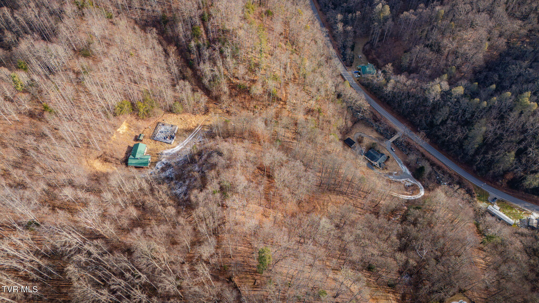 228 Tiger Creek Road Roan Mountain, TN 37687 - Photo 34 of 38 114