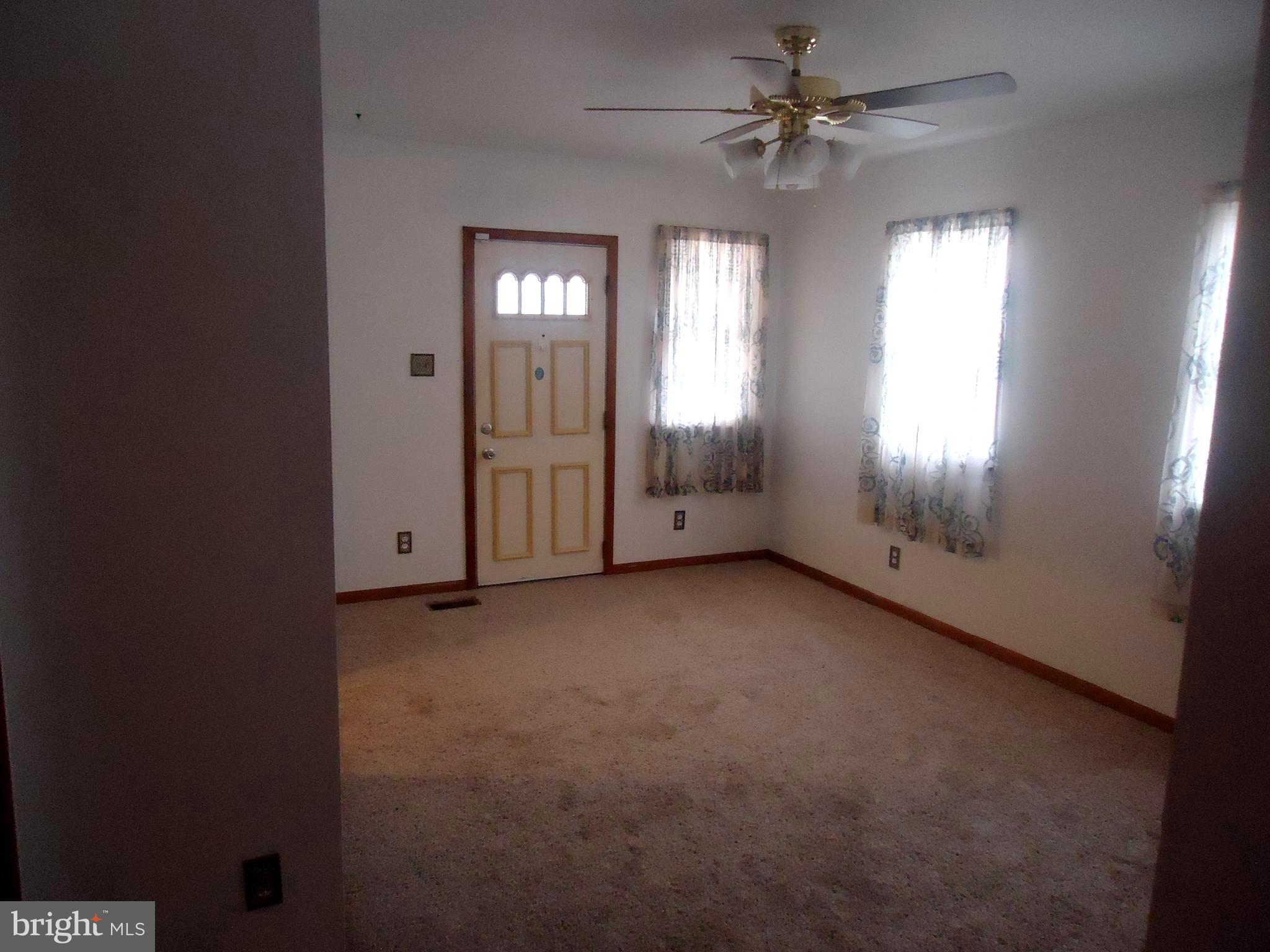 215 Orville Road Baltimore, MD 21221 - Photo 11 of 34