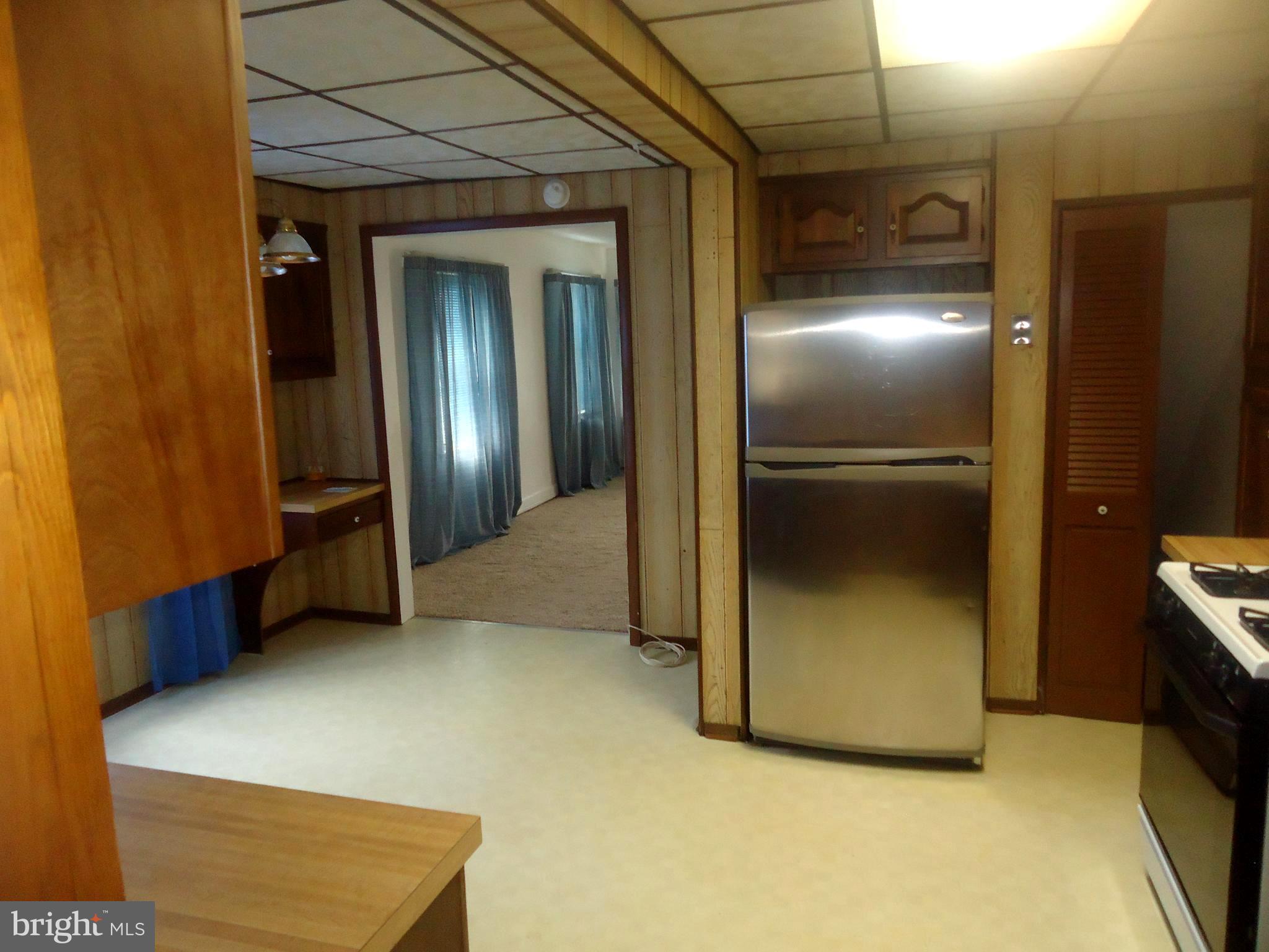 215 Orville Road Baltimore, MD 21221 - Photo 10 of 34 Kitchen
