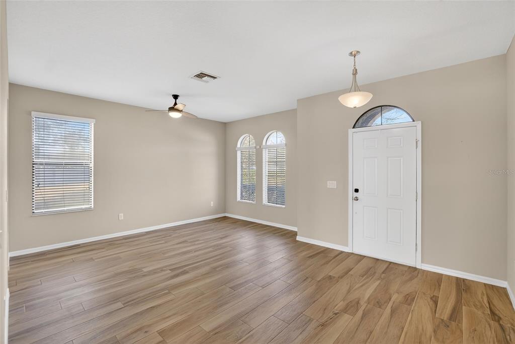 3315 Ranchdale Drive Plant City, FL 33566 - Photo 2 of 28