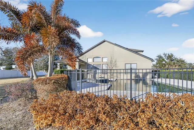 $670,000 | 3315 Ranchdale Drive, Plant City, FL 33566