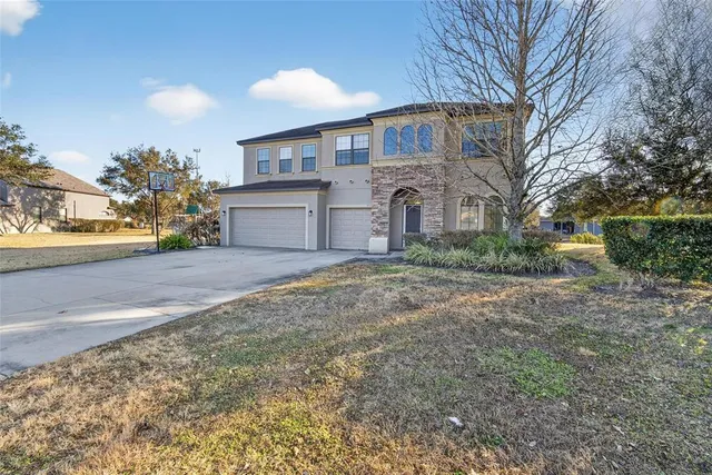 $670,000 | 3315 Ranchdale Drive, Plant City, FL 33566