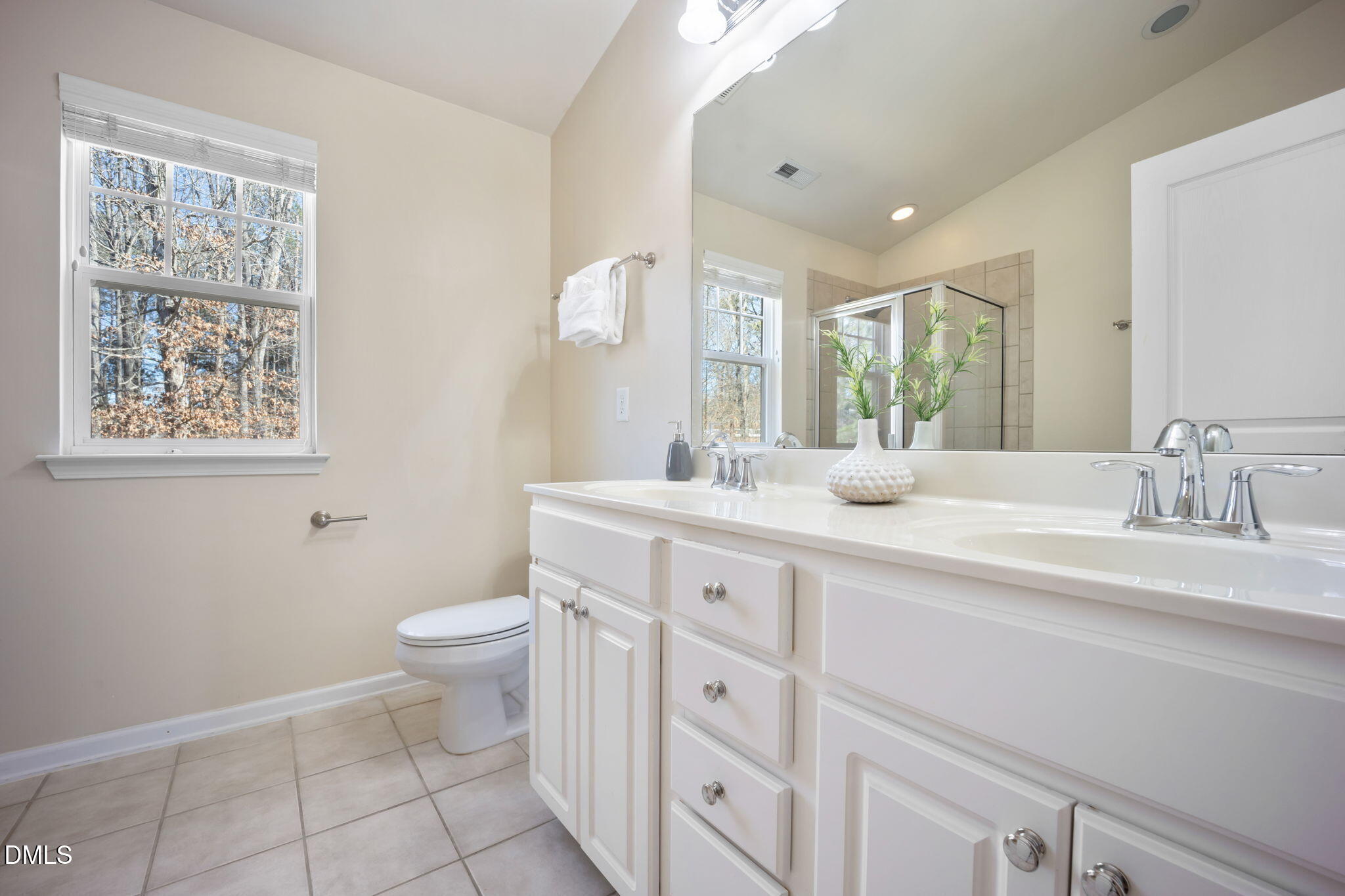 6206 Braidwood Court Raleigh, NC 27612 - Photo 35 of 49 42-web-or-mls-484A1042