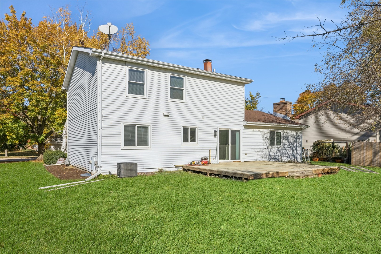 1041 Barlina Road Crystal Lake, IL 60014 - Photo 29 of 33