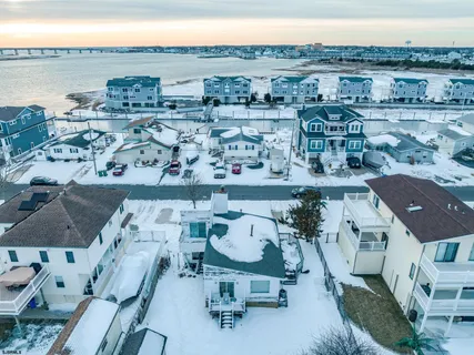 $379,000 | 21 Point Drive, Somers Point, NJ 08244