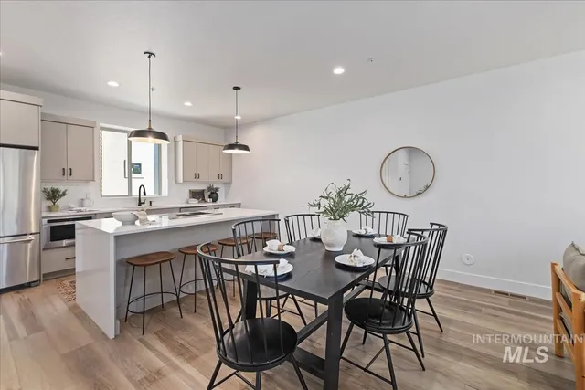 $496,880 | 1709 South Rock View Lane, Boise, ID 83705