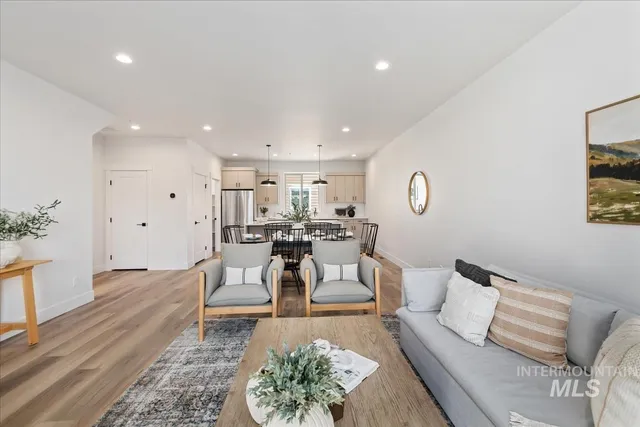 $496,880 | 1709 South Rock View Lane, Boise, ID 83705