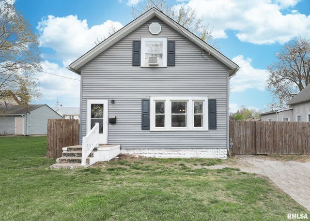$137,000 | 1723 19th Avenue, Rock Island, IL 61201