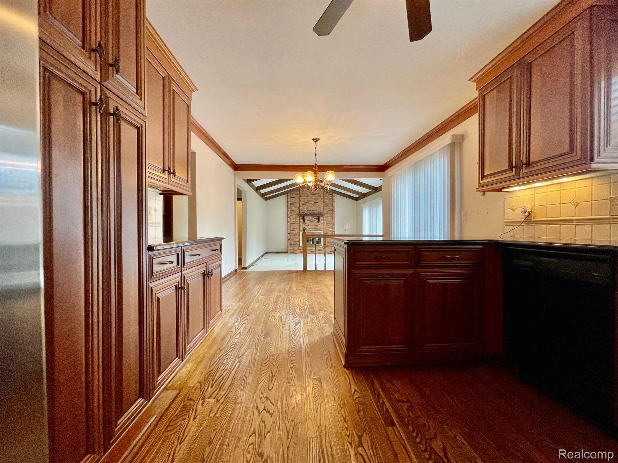 388 Powderhorn Ridge Court Rochester, MI 48309 - Photo 5 of 21 Kitchen into great room