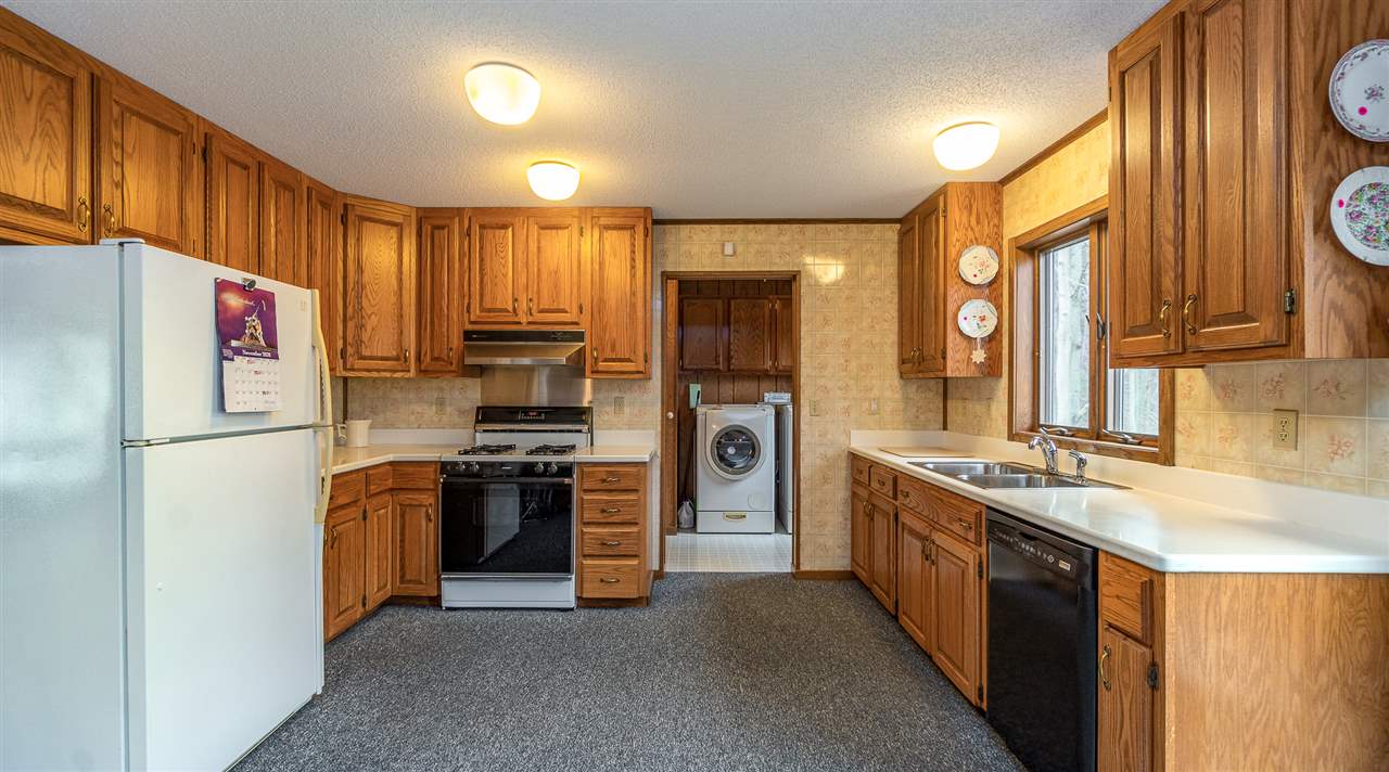 2412 West Midland Road Midland, MI 48642 - Photo 17 of 31 Gallery Image 17