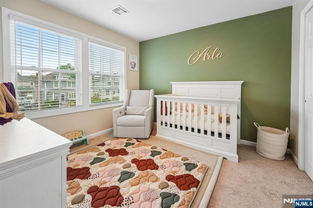 73 Forest Place Rochelle Park, NJ 07662 - Photo 19 of 34