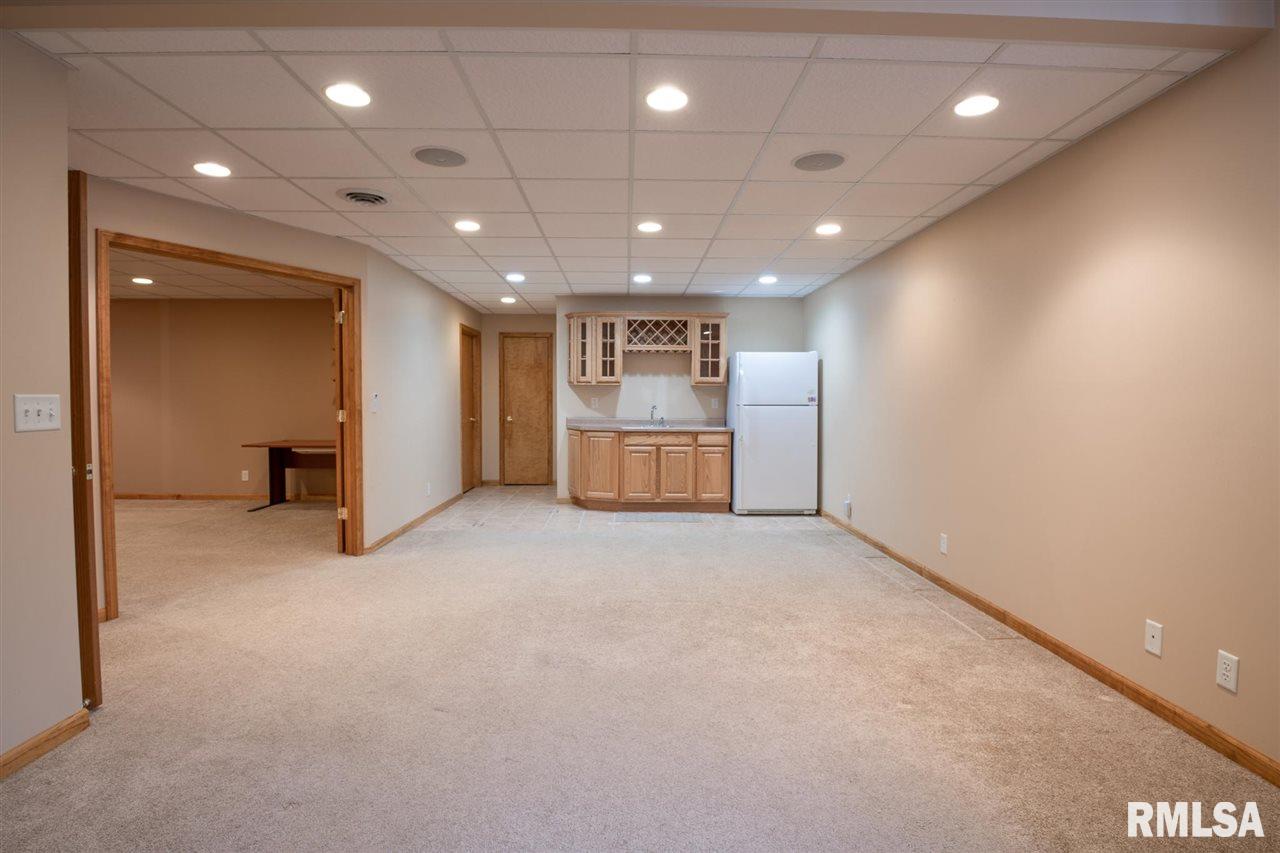 14107 North Wayne Road Chillicothe, IL 61523 - Photo 29 of 36 Gallery Image 29