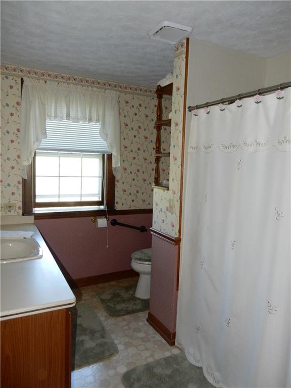2944 Provost Road Pittsburgh, PA 15236 - Photo 12 of 22 Gallery Image 12