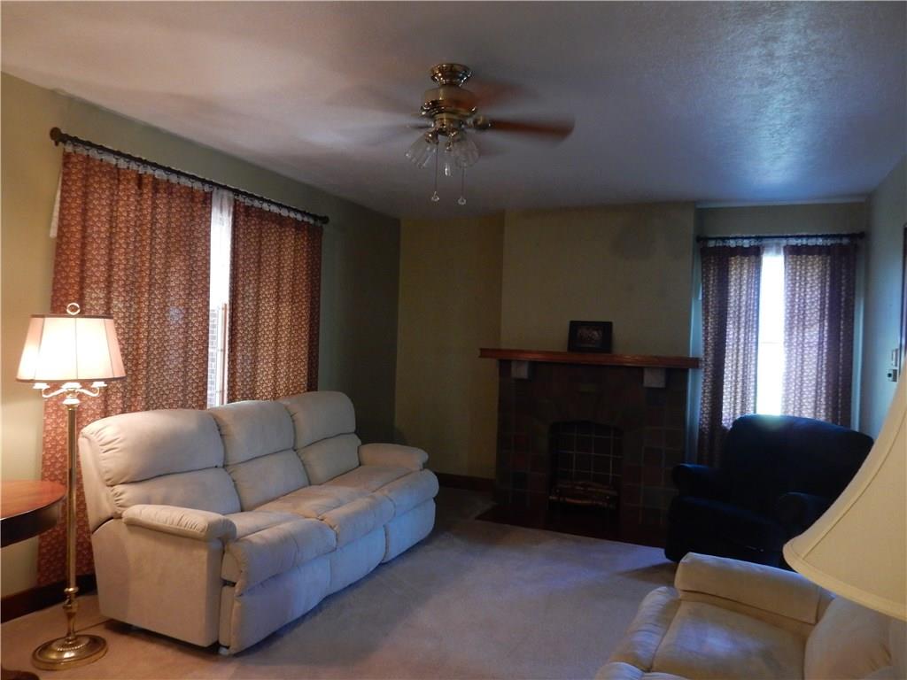 2944 Provost Road Pittsburgh, PA 15236 - Photo 9 of 22 Gallery Image 9