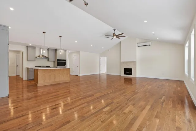 $749,000 | 32 Middle Jam Road, Gorham, ME 04038