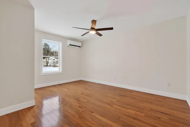 $749,000 | 32 Middle Jam Road, Gorham, ME 04038