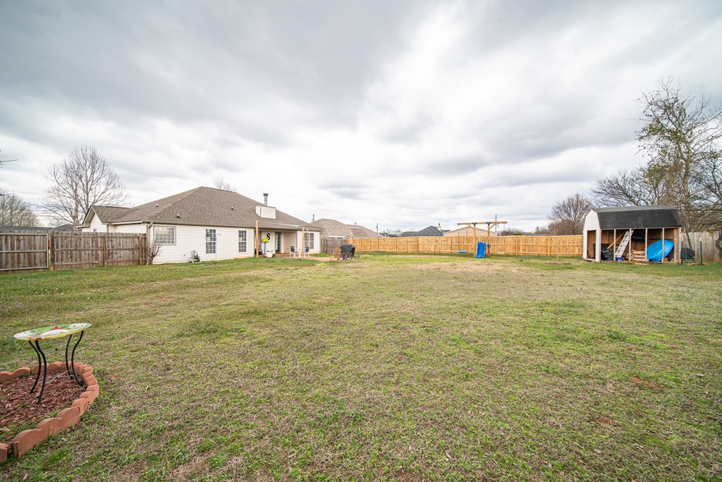 33 Honeysuckle Way Fort Mitchell, AL 36856 - Photo 41 of 44