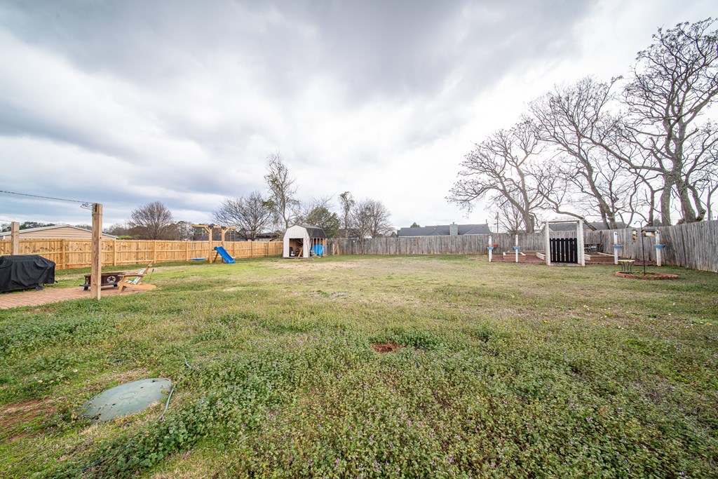 33 Honeysuckle Way Fort Mitchell, AL 36856 - Photo 42 of 44