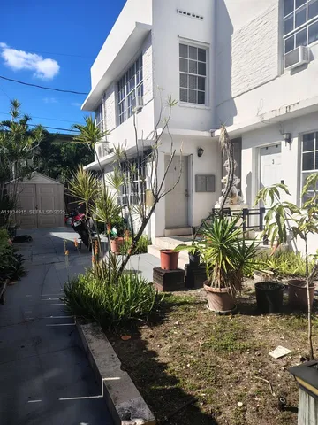 $1,750 | 6940 Bay Drive, Unit 7, Miami Beach, FL 33141