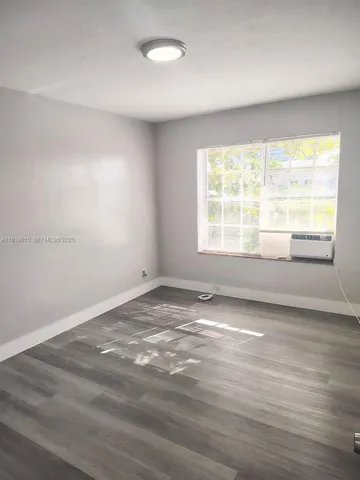 $1,750 | 6940 Bay Drive, Unit 7, Miami Beach, FL 33141