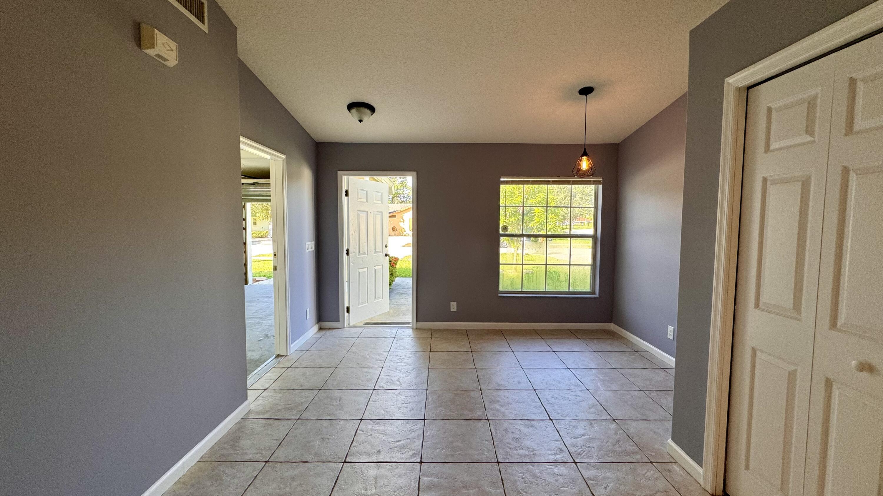1290 Riverside Circle Wellington, FL 33414 - Photo 7 of 31 IMG_2653