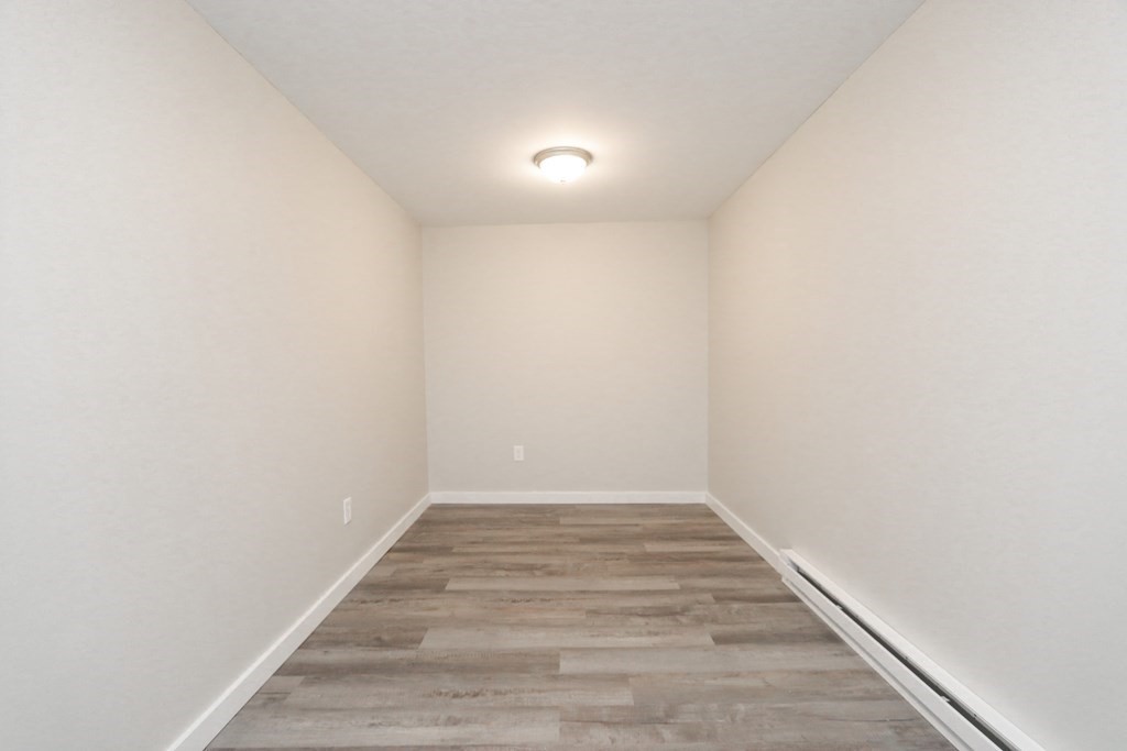 40 Vincent Street Springfield, MA 01129 - Photo 26 of 35 a view of an empty room