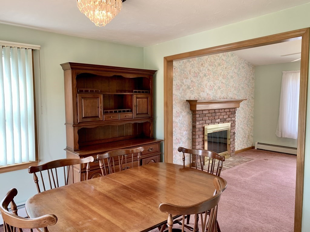 19 Naquag Street Rutland, MA 01543 - Photo 6 of 21
