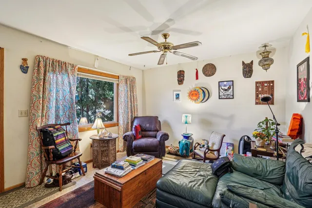 $390,000 | 101-103 West Garfield Street, Mount Horeb, WI 53572