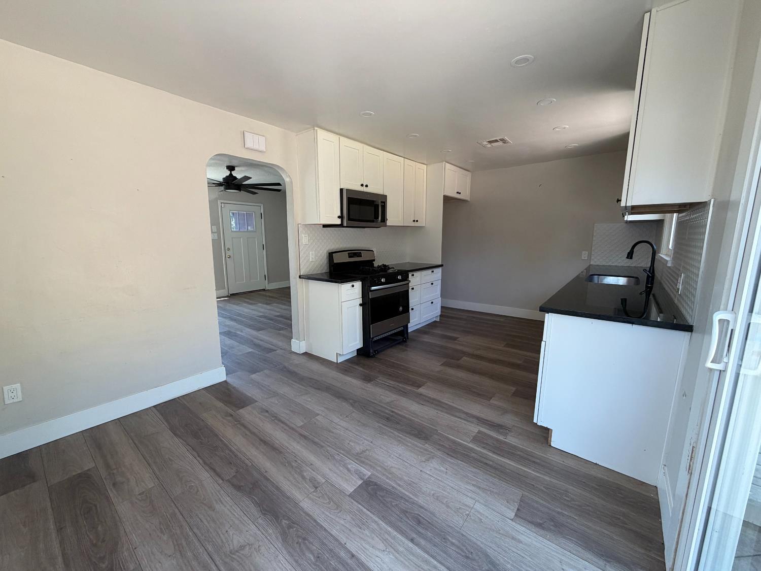 2351 Ridge Road Modesto, CA 95358 - Photo 14 of 38 Gallery Image 14