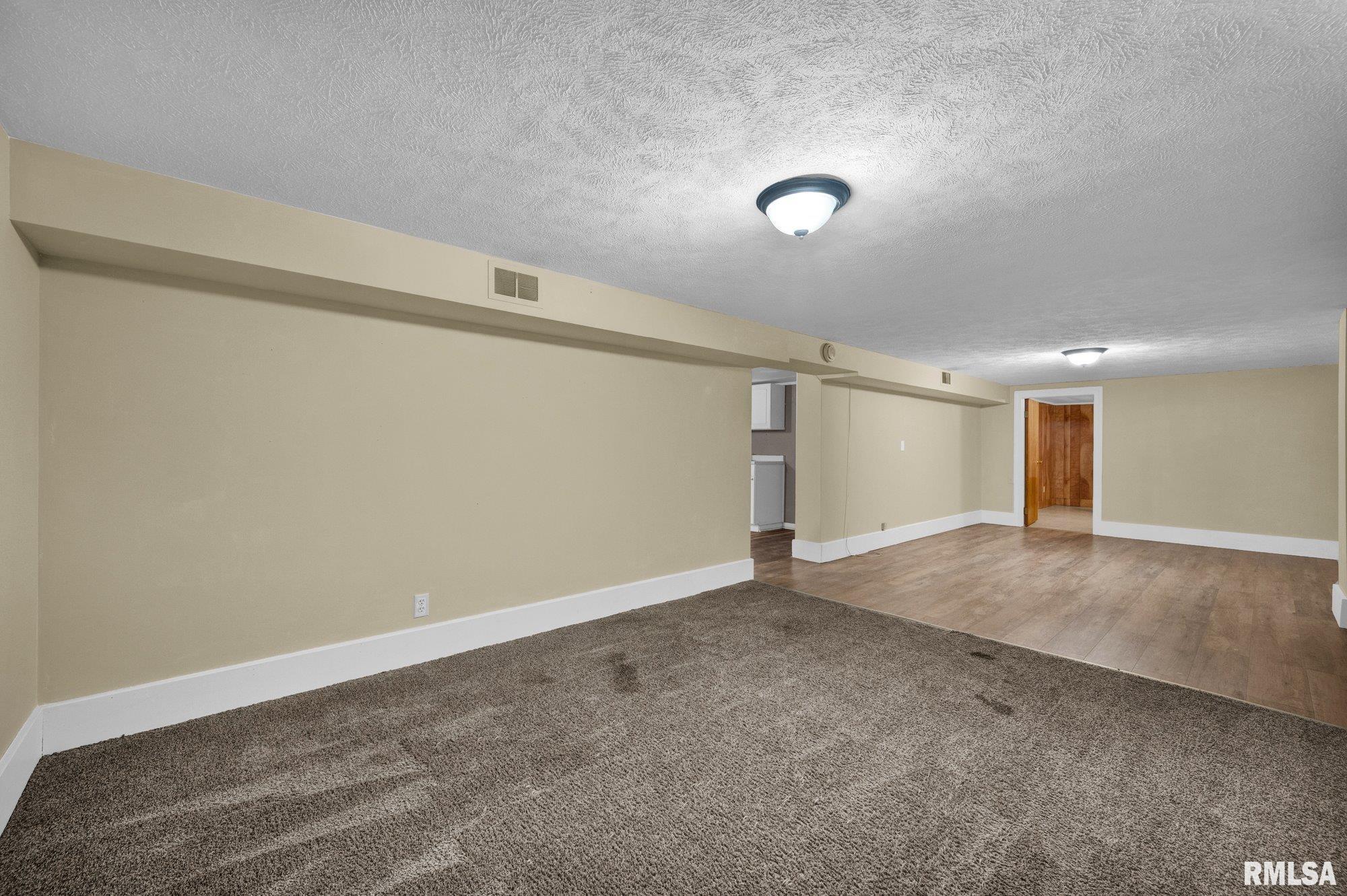 108 North 3rd Street Roanoke, IL 61561 - Photo 24 of 48