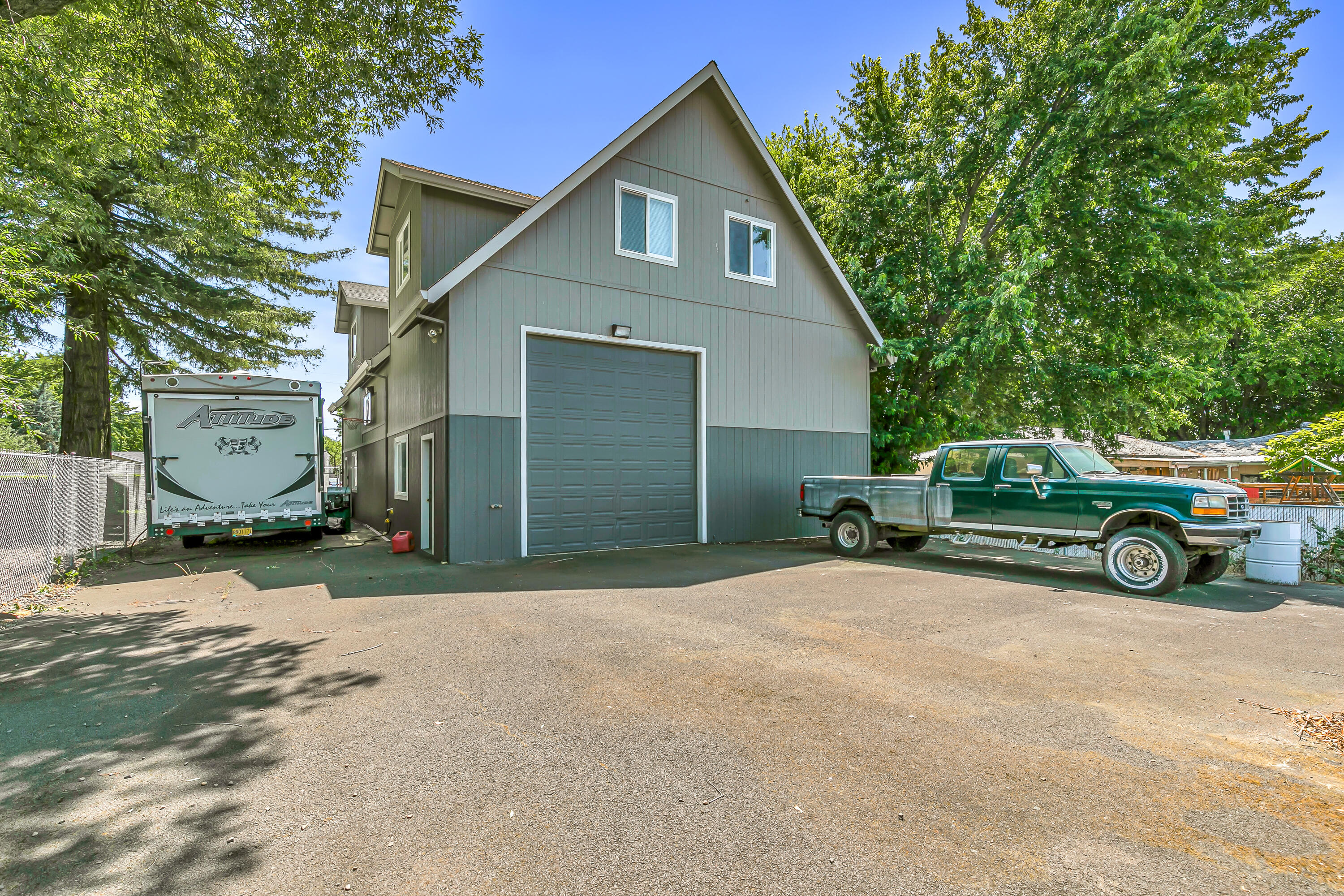 2631 Delta Waters Road Medford, OR 97504 - Photo 23 of 33 9R9A7245