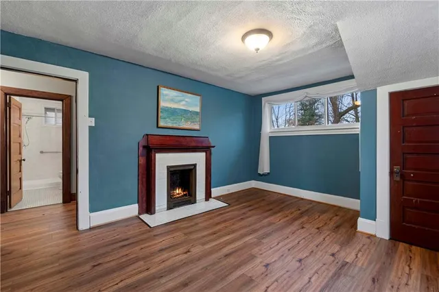 $449,900 | 705 Washington Avenue, Oakmont, PA 15139