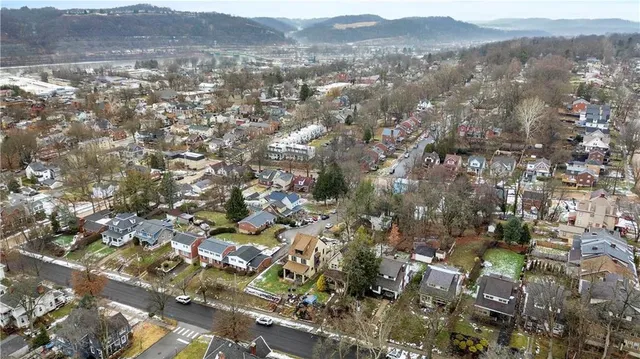 $449,900 | 705 Washington Avenue, Oakmont, PA 15139