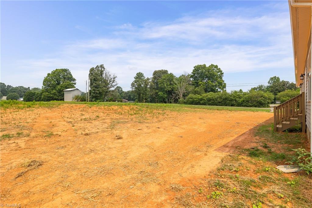 116 Bowman Road Reidsville, NC 27320 - Photo 27 of 30 Gallery Image 27