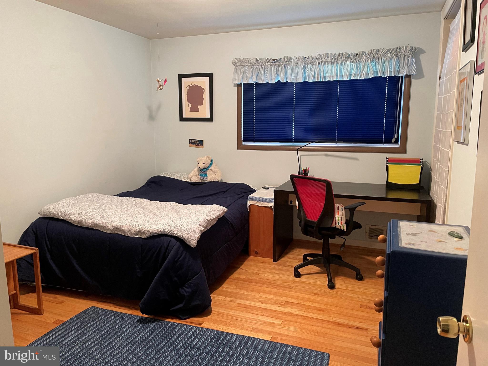 6903 Rosemont Drive McLean, VA 22101 - Photo 19 of 32 Bedroom 2