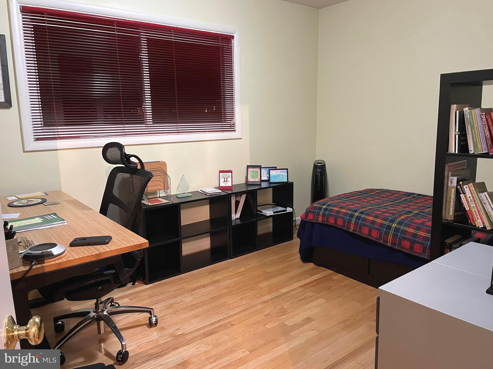 6903 Rosemont Drive McLean, VA 22101 - Photo 21 of 32 Bedroom 3